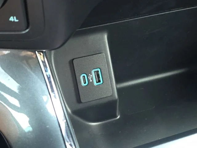 Certified Used 2023 Blue Ford XLT image 36