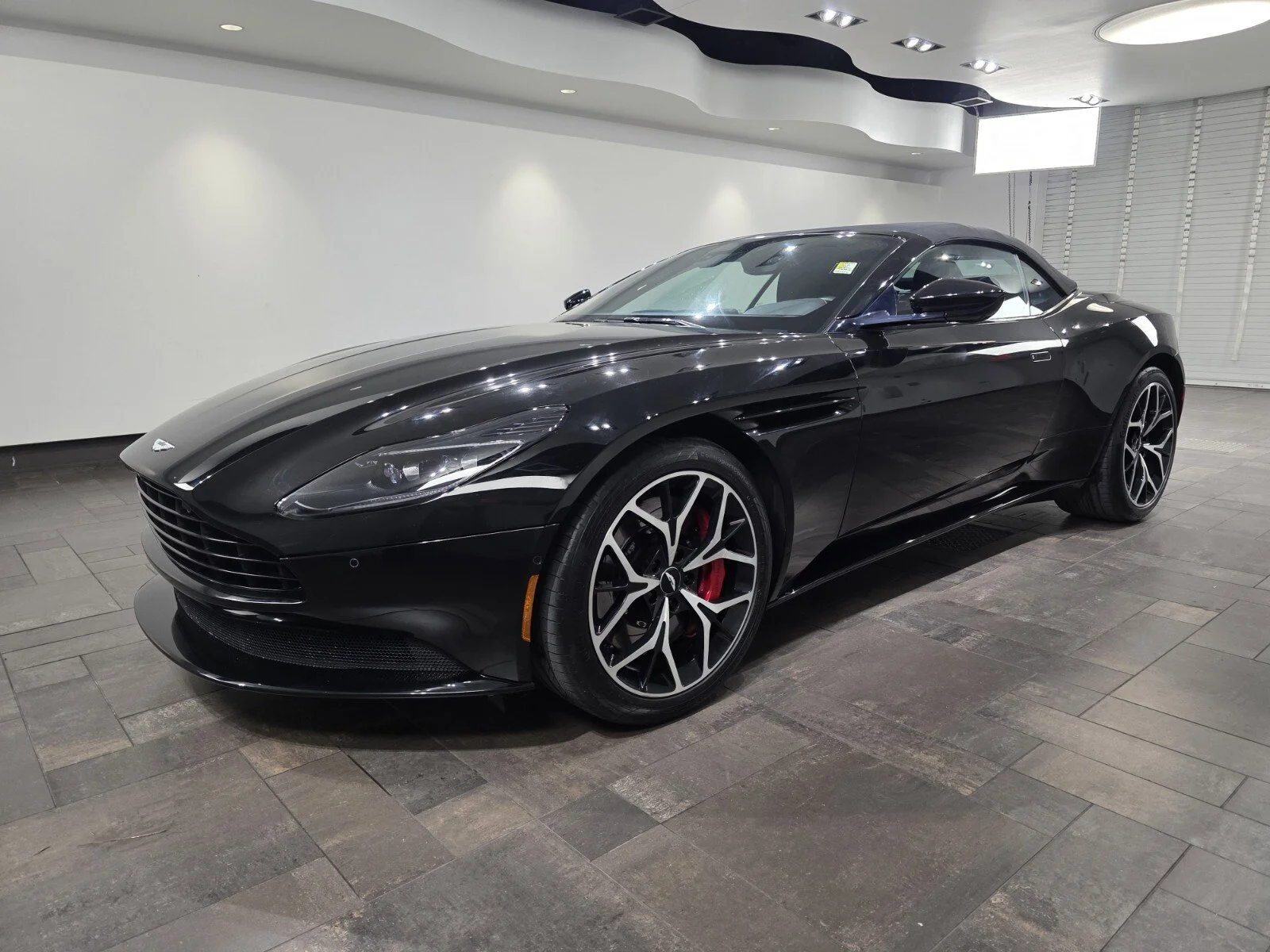 Used 2019 Jet Black Aston Martin Volante image 26