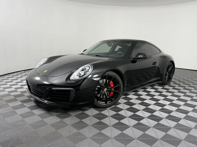 2017 Porsche 911 Carrera 4S
