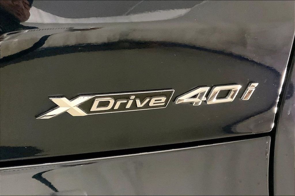 Used 2026 Carbon Black Metallic BMW  image 30