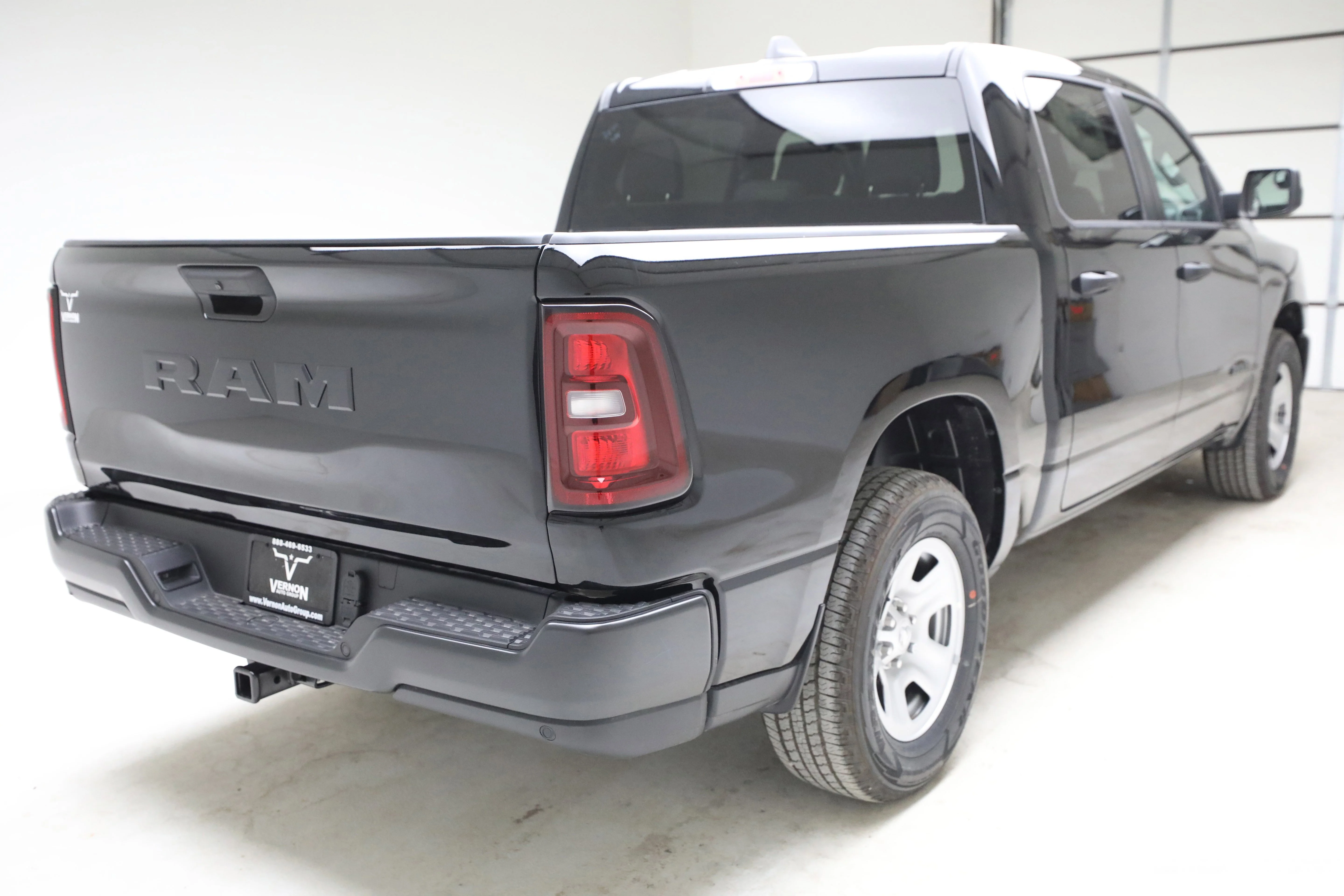 New 2026 Ram 1500 ST Crew Cab 2WD