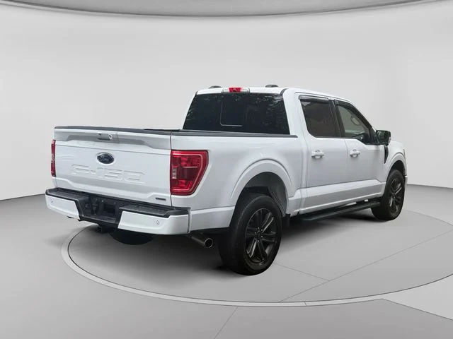 Used 2022 Oxford White Ford XLT image 5
