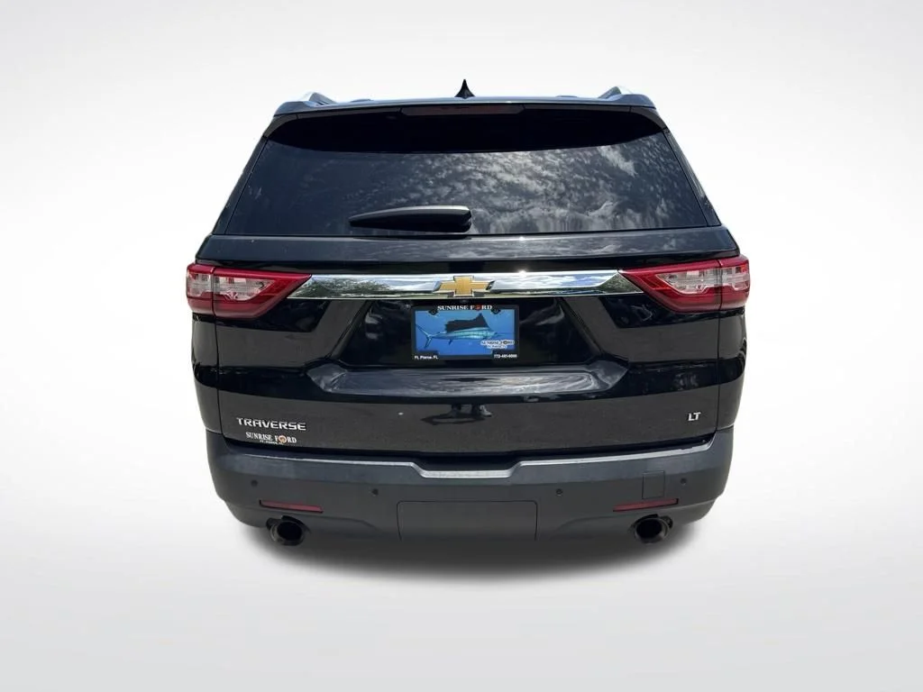 Used 2018 Black Metallic Chevrolet LT image 7