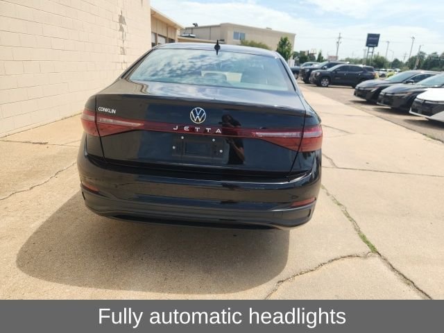 Used 2025 Black Volkswagen 1.5T Sport image 7