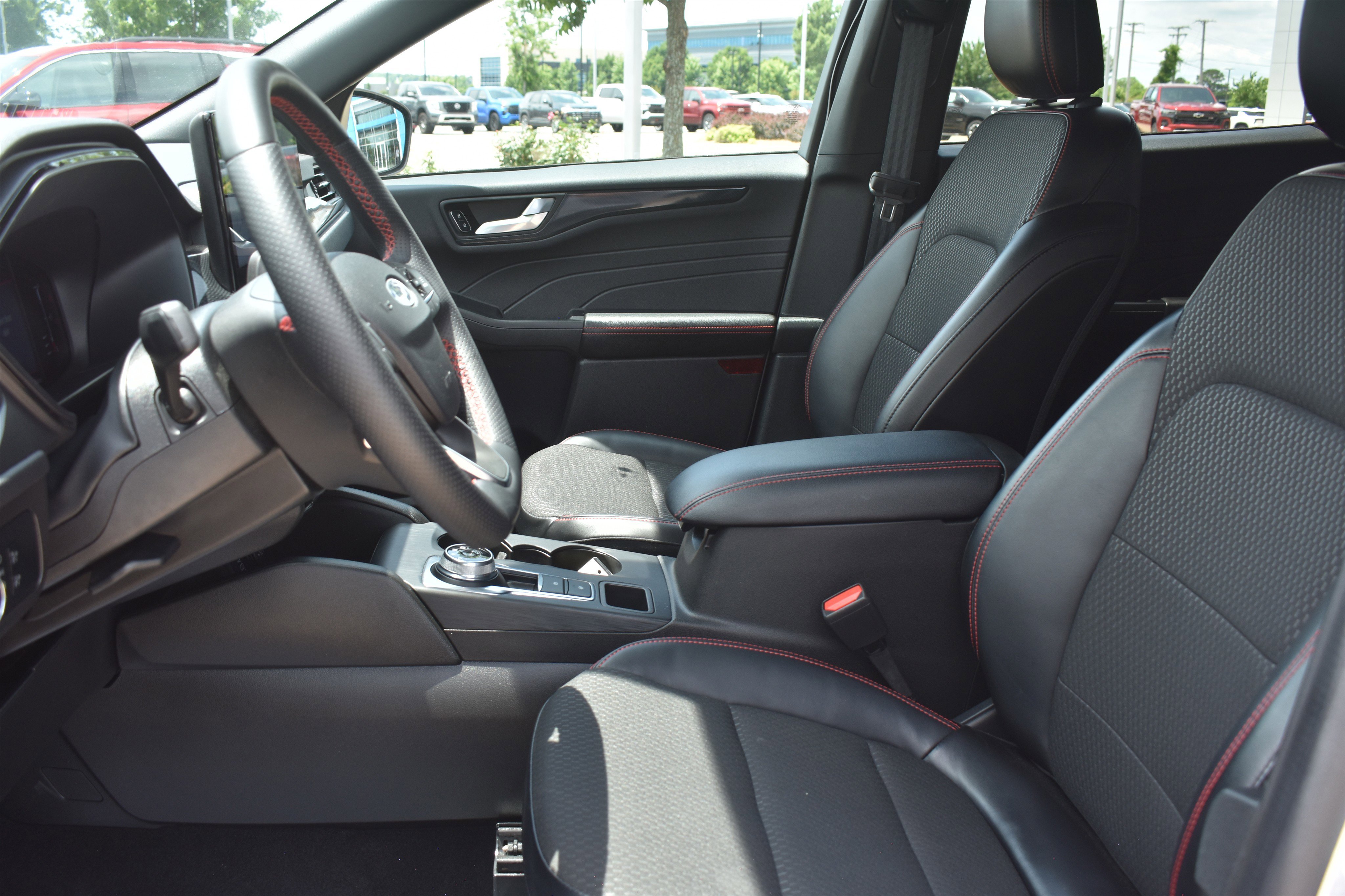 Used 2024 Silver Ford ST-Line image 15
