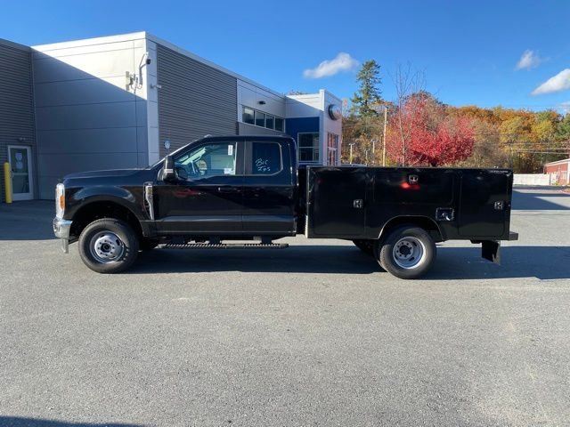 2026 Ford F-350 Super Duty Chassis Cab XL - Photo 12