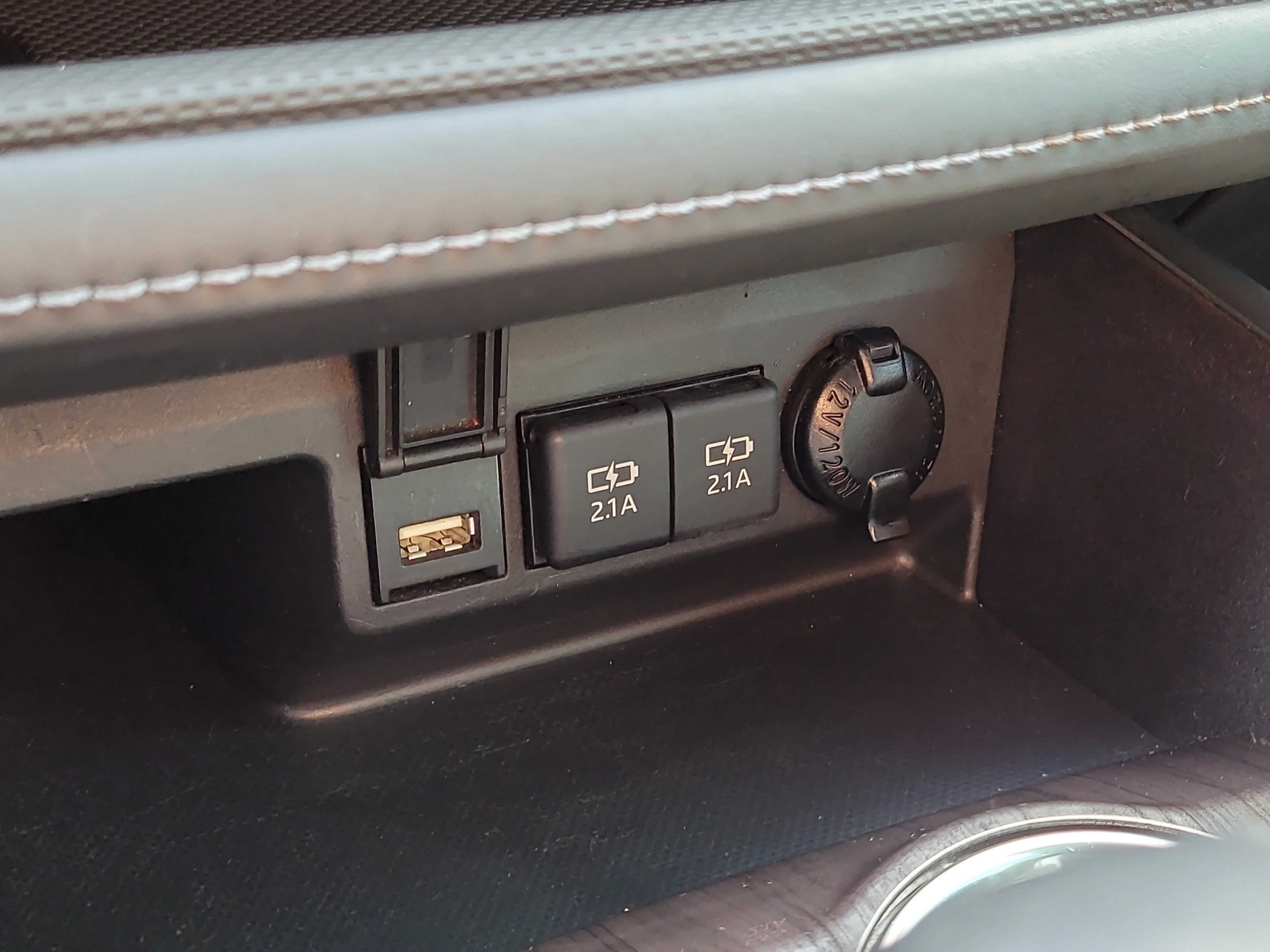 Used 2021 Amber Toyota Limited image 29