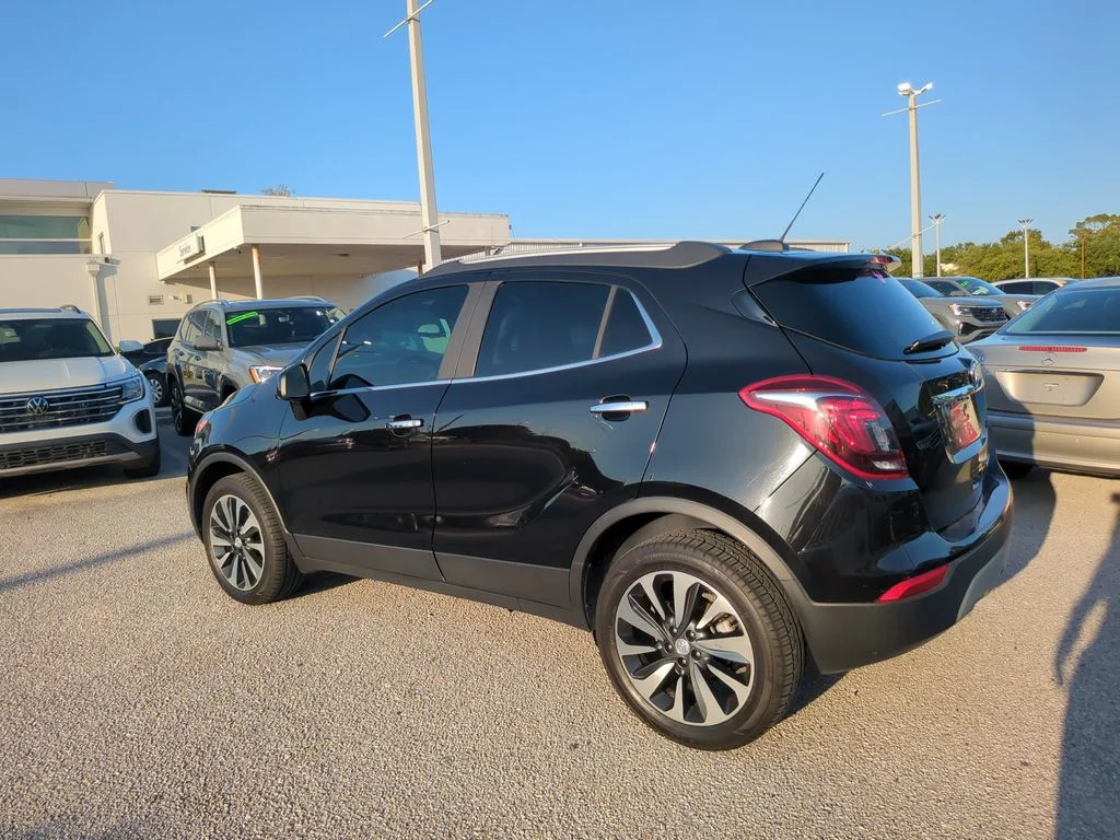 Used 2021 Black Buick Preferred image 3