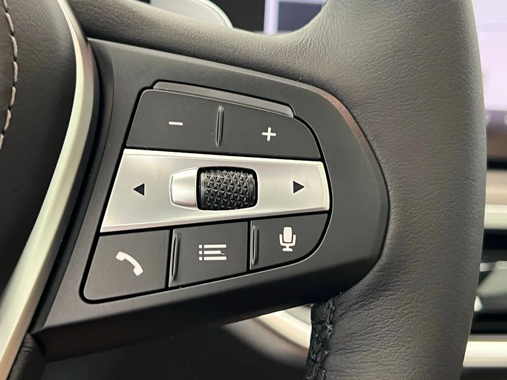 Used 2026 Blue BMW xDrive50e image 18