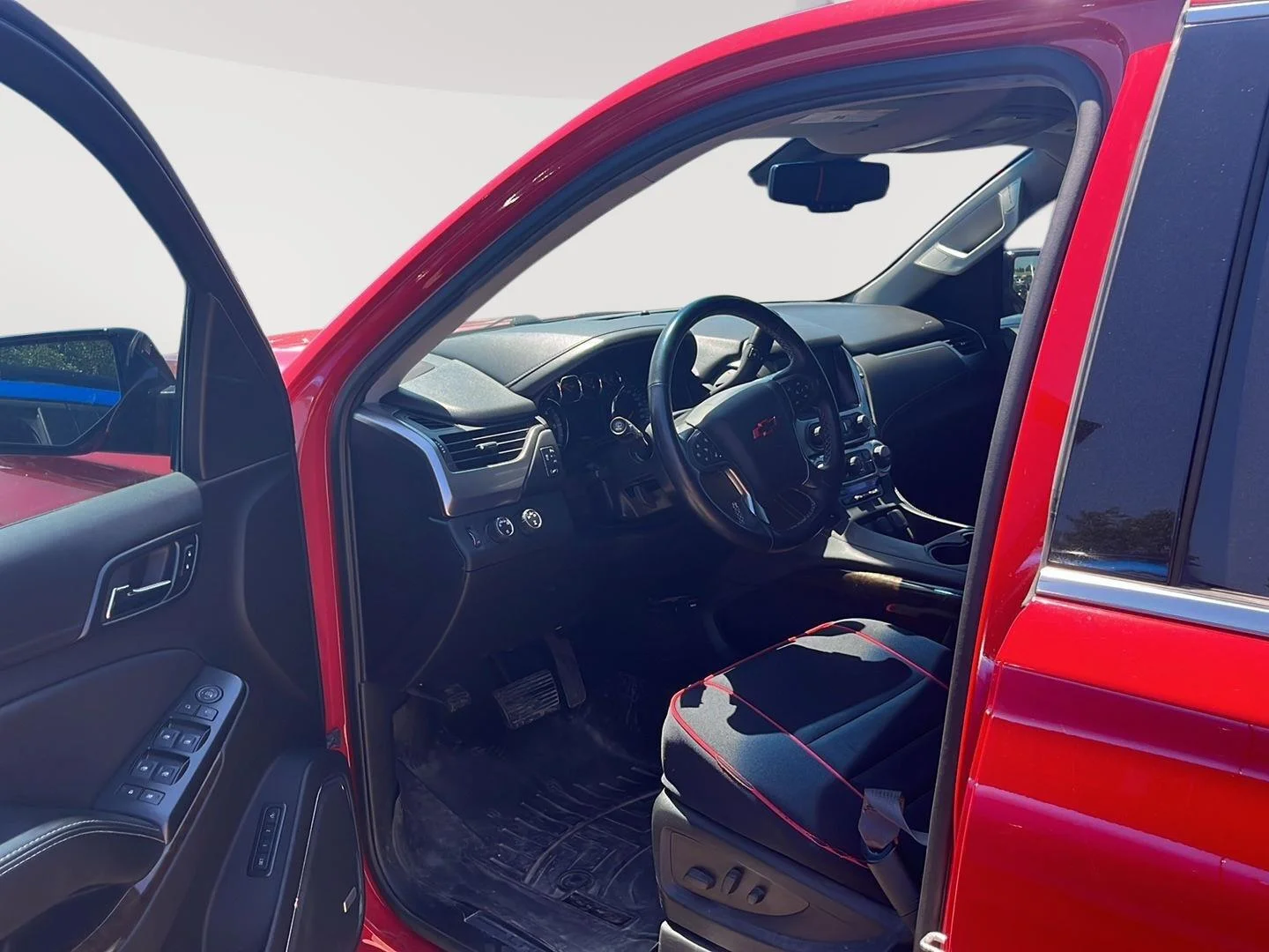 Used 2016 SPECIAL PAINT Chevrolet LT image 2