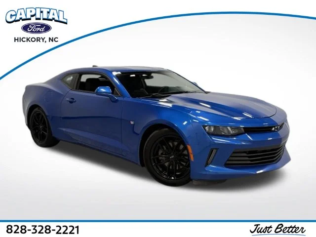 Used 2018 Blue Chevrolet 1LT image 1
