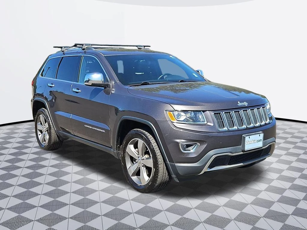 Used 2015 Granite Crystal Metallic Clearcoat Jeep Limited image 8