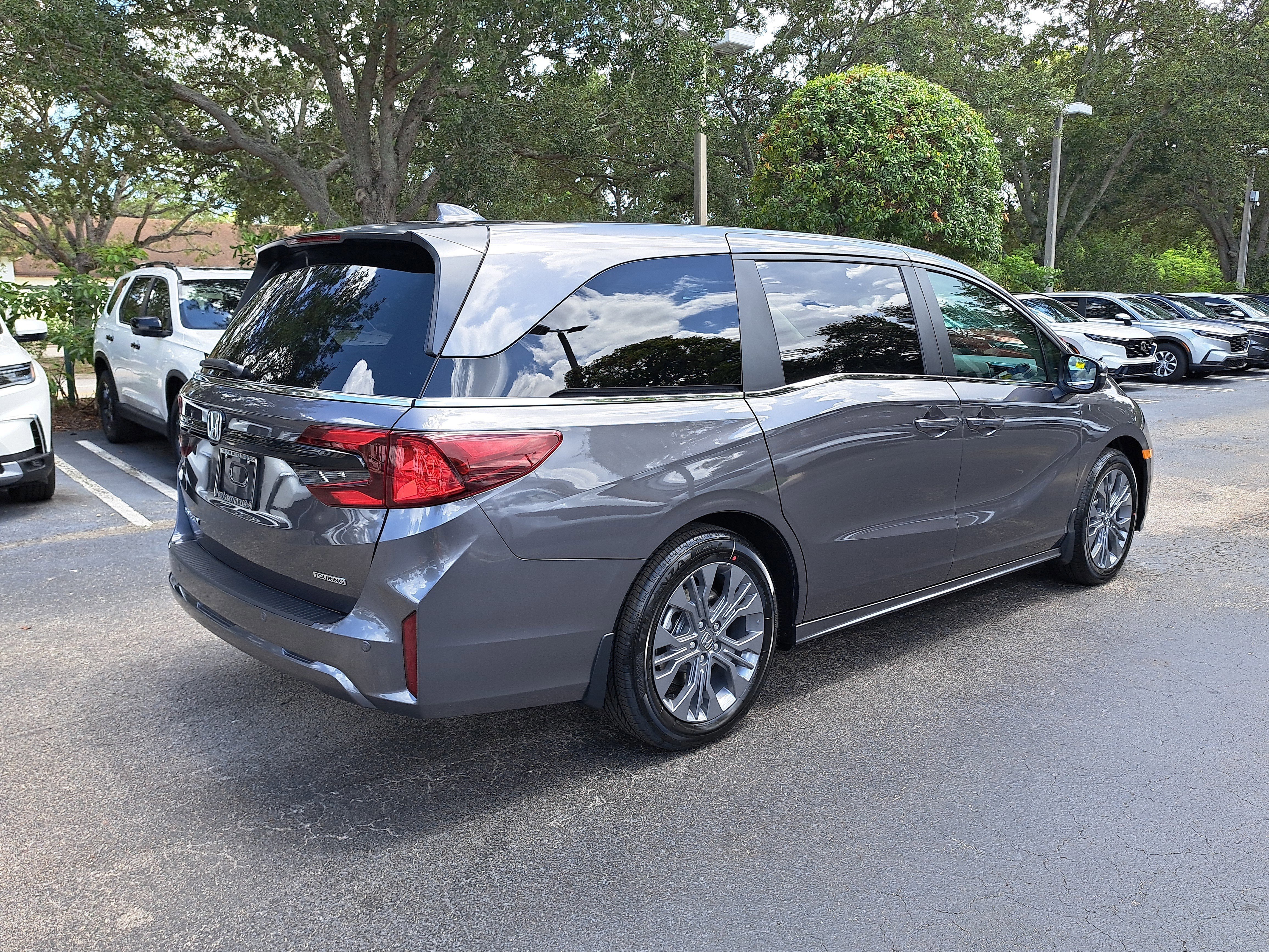 New 2026 Modern Steel Metallic Honda Touring image 6