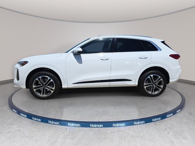 Used 2025 White Audi 2.0T Premium image 9