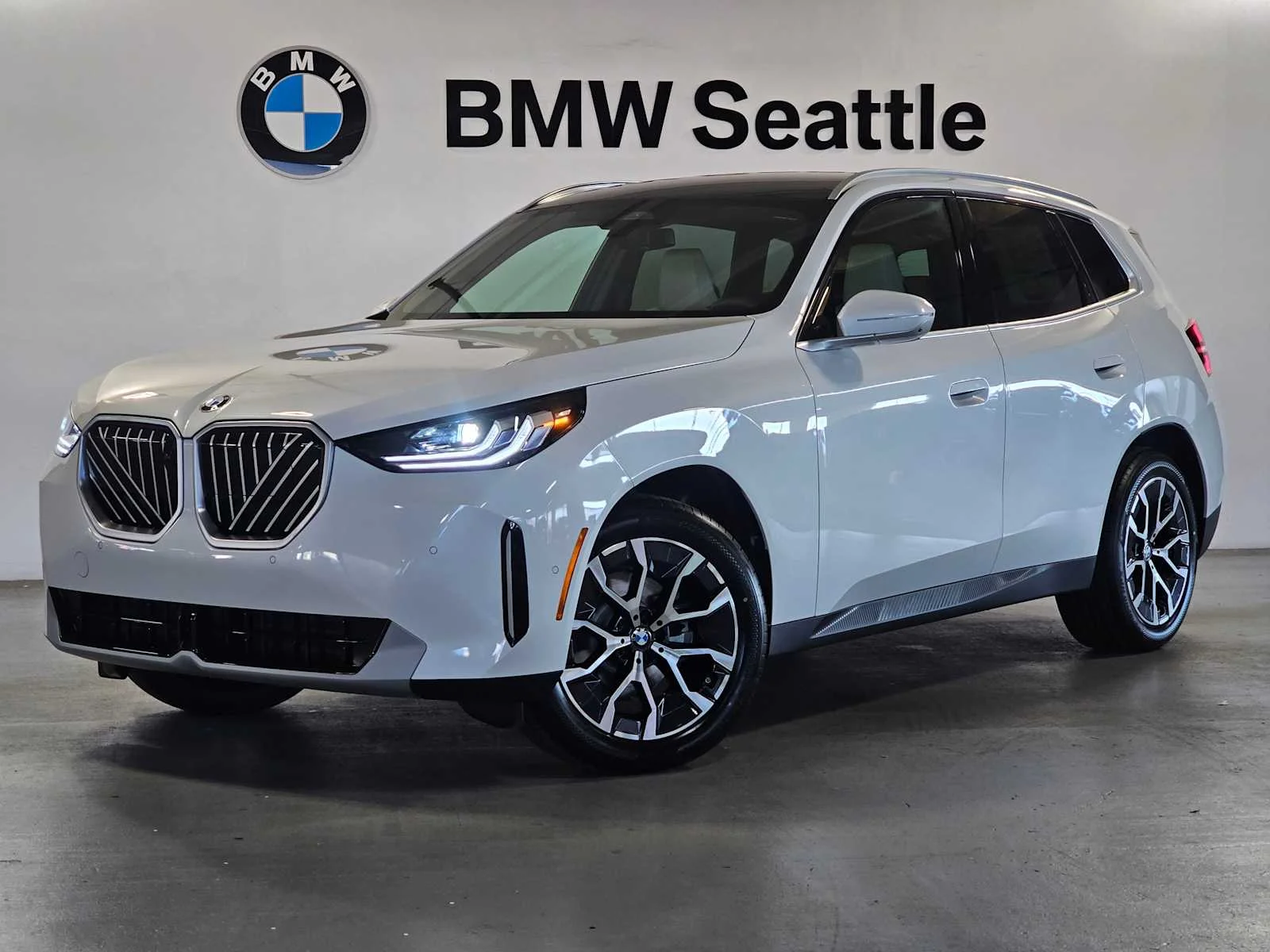 2026 BMW X3 30 XDRIVE's photo