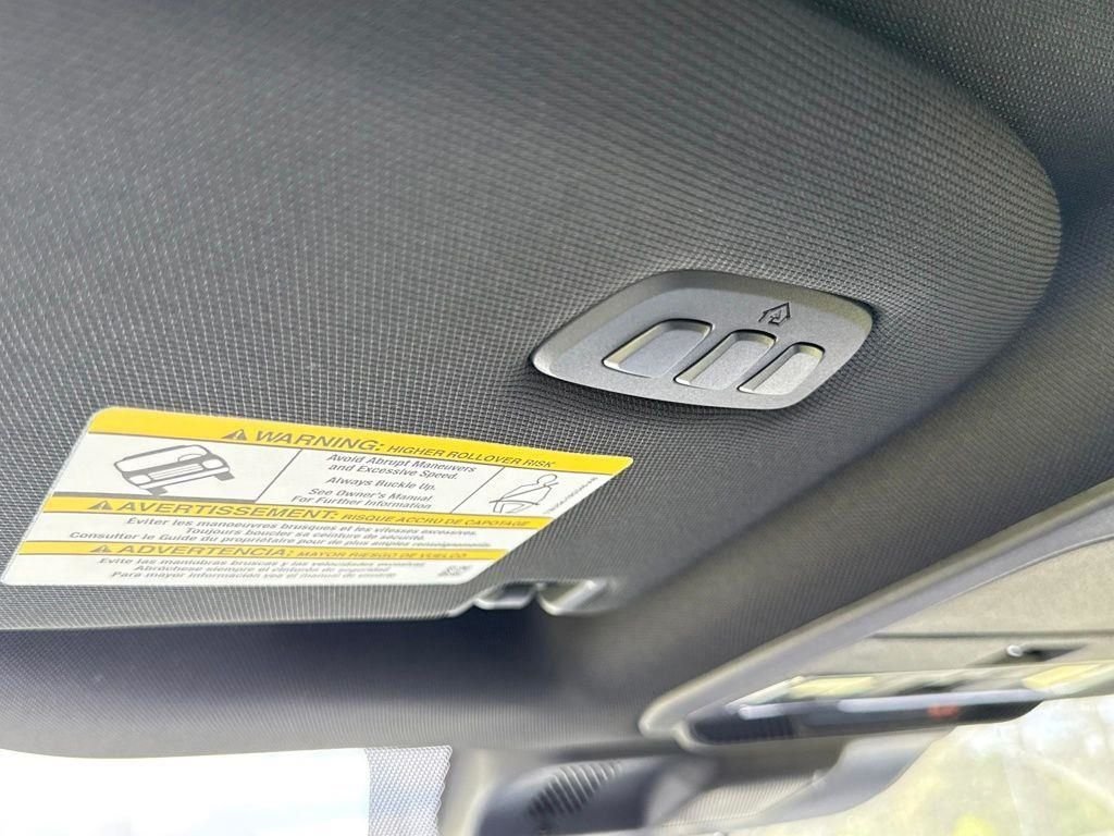New 2026 Star White Metallic Tri-Coat Ford F-250® Platinum® image 24