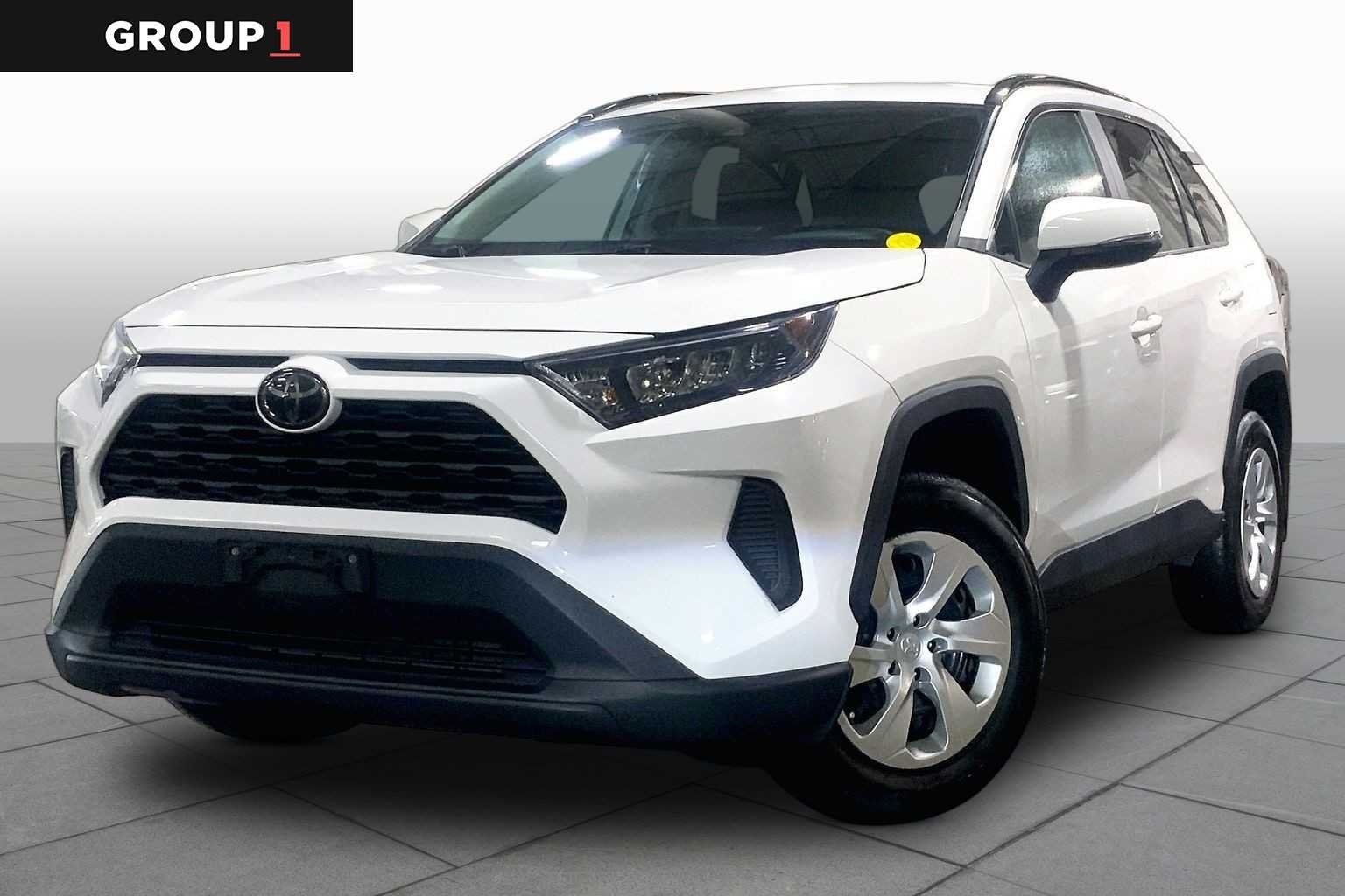 2020 Toyota RAV4 LE