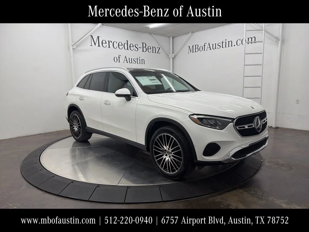 Used 2026 White Mercedes-Benz GLC 300 image 1