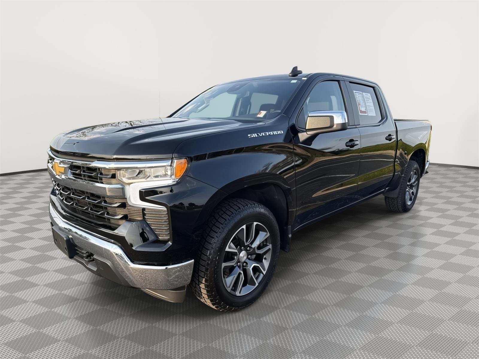 Used 2023 Chevrolet Silverado 1500 LT with VIN 3GCPDKEK2PG234056 for sale in Kansas City