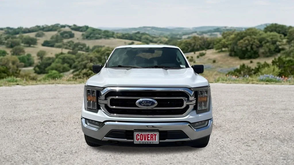 Used 2022 White Ford XLT image 2