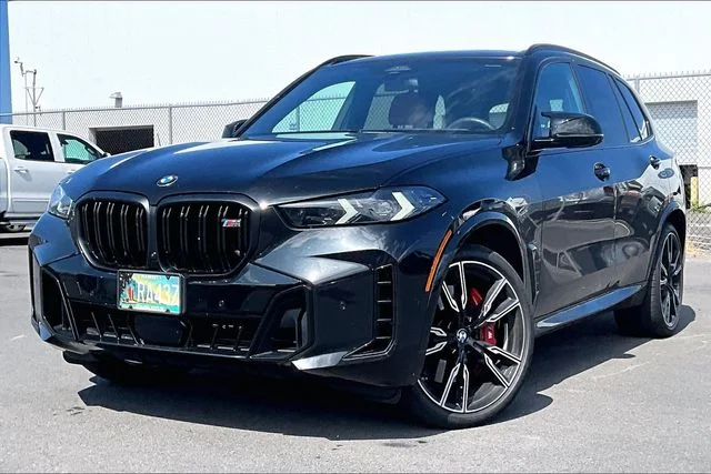 2025 BMW X5 M60i's photo