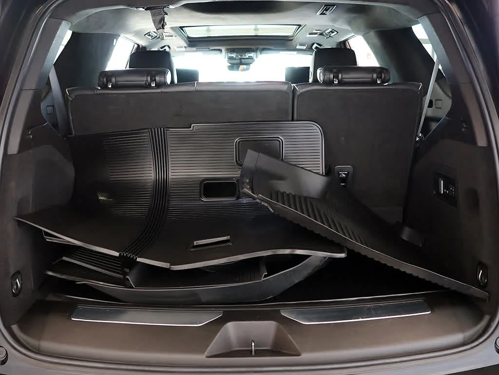 Used 2021 BLACK RAVEN Cadillac Sport Platinum image 33