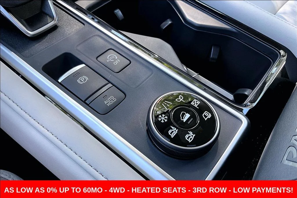 New 2026 Green Nissan SL image 22