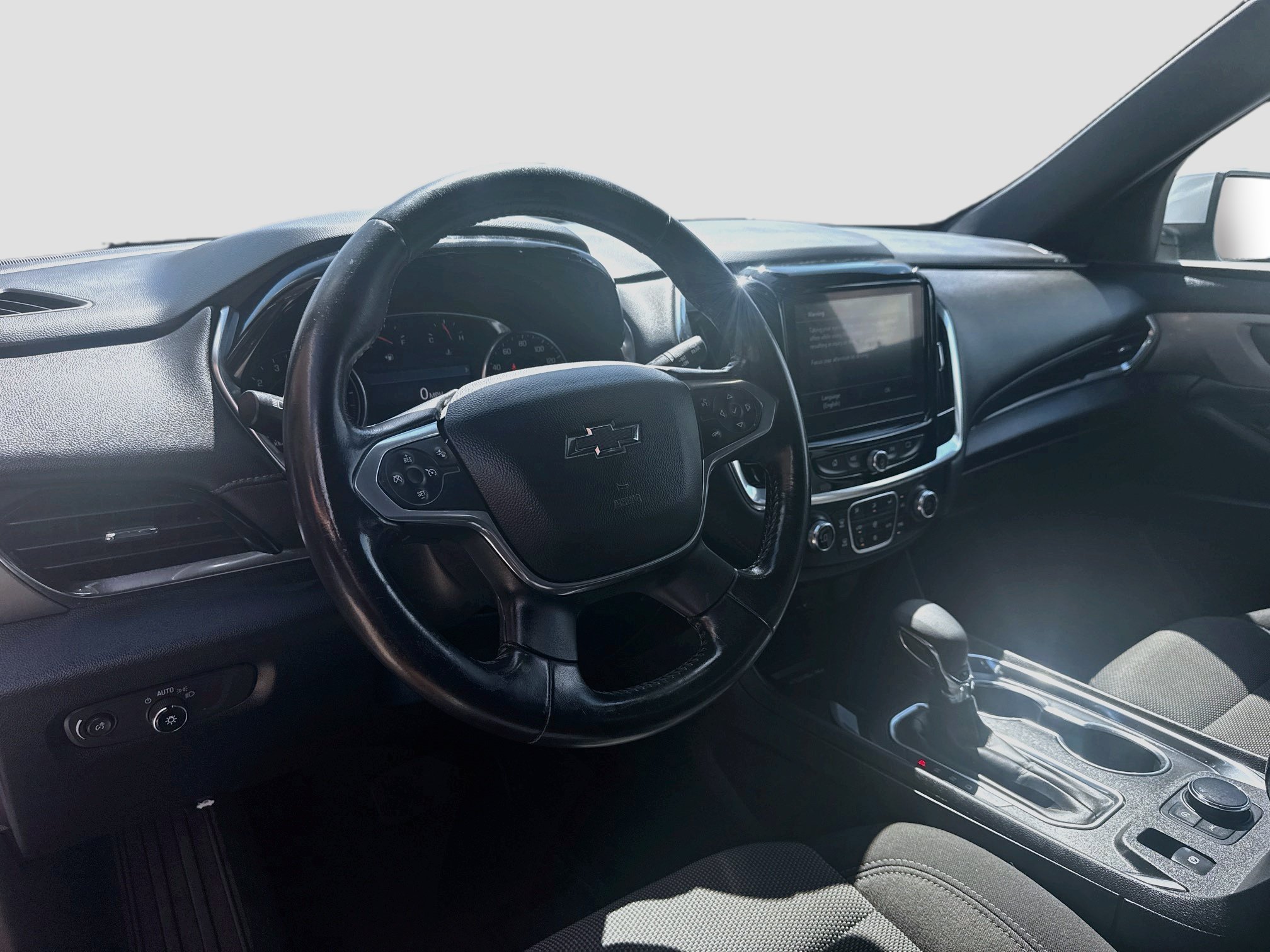 Used 2022 Summit White Chevrolet LT Cloth image 7