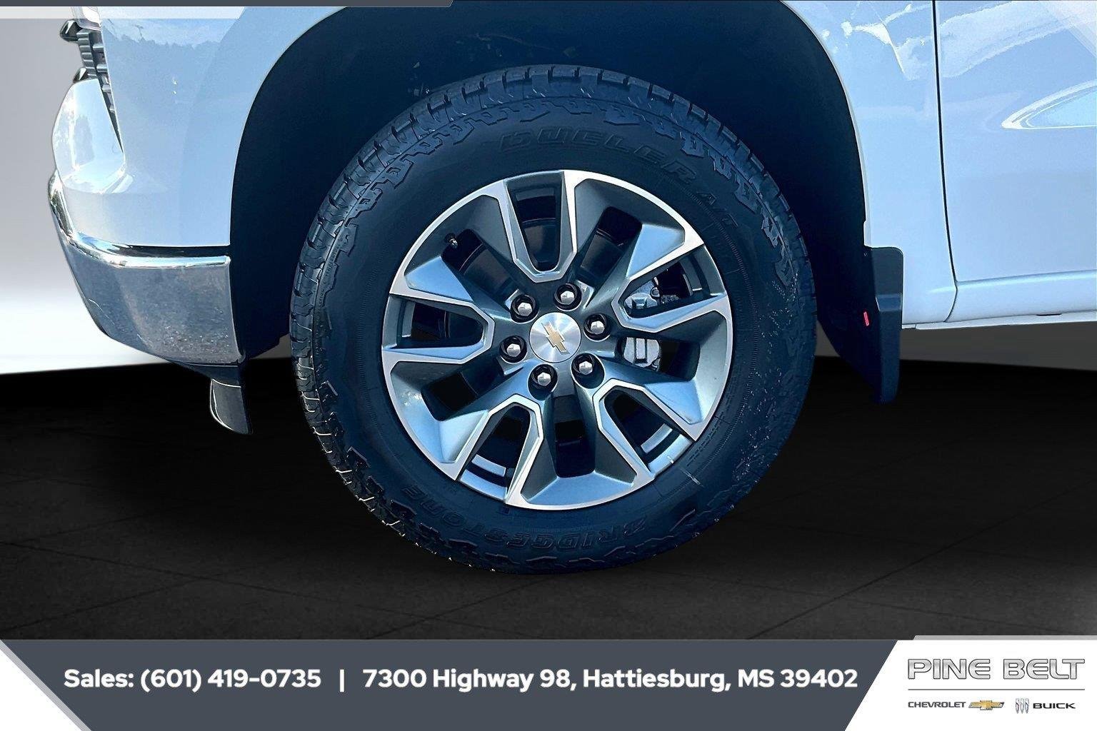 2026 Chevrolet Silverado 1500 LT - Photo 8