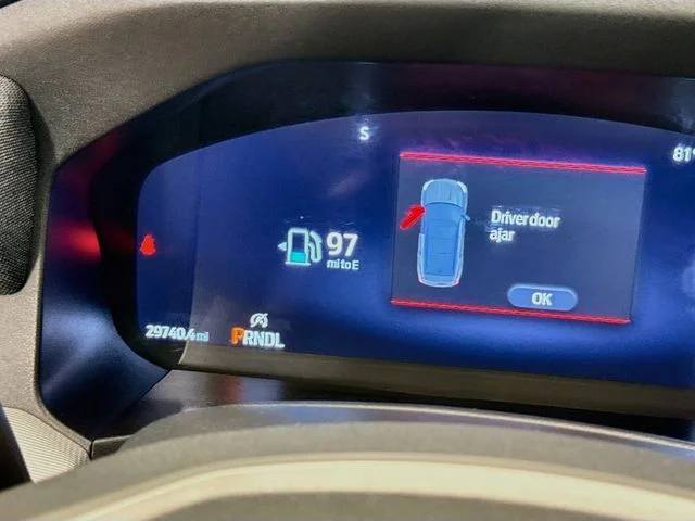 Used 2025 Vapor Blue Ford Active image 12