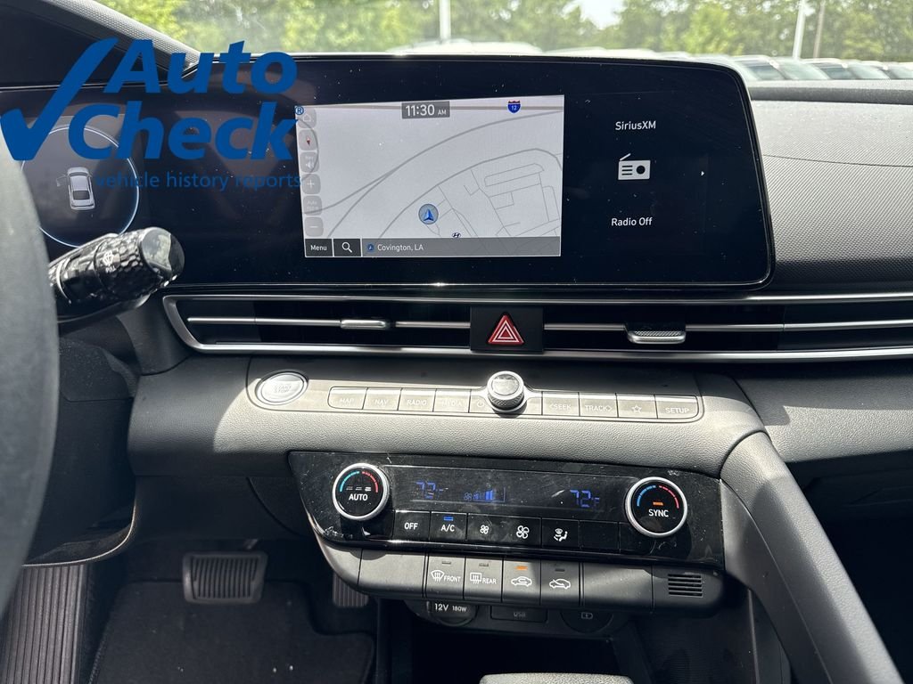 2024 Hyundai Elantra SEL - Photo 12