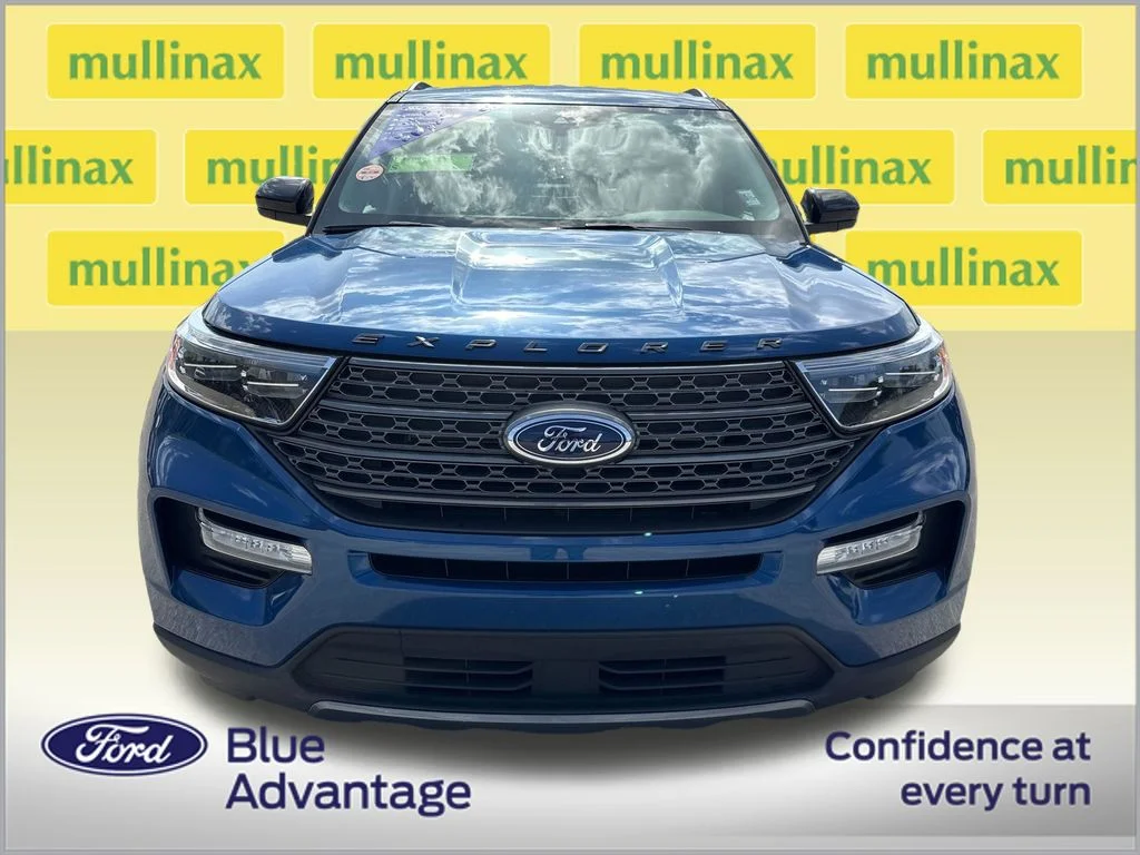 Certified Used 2023 Blue Ford XLT image 11