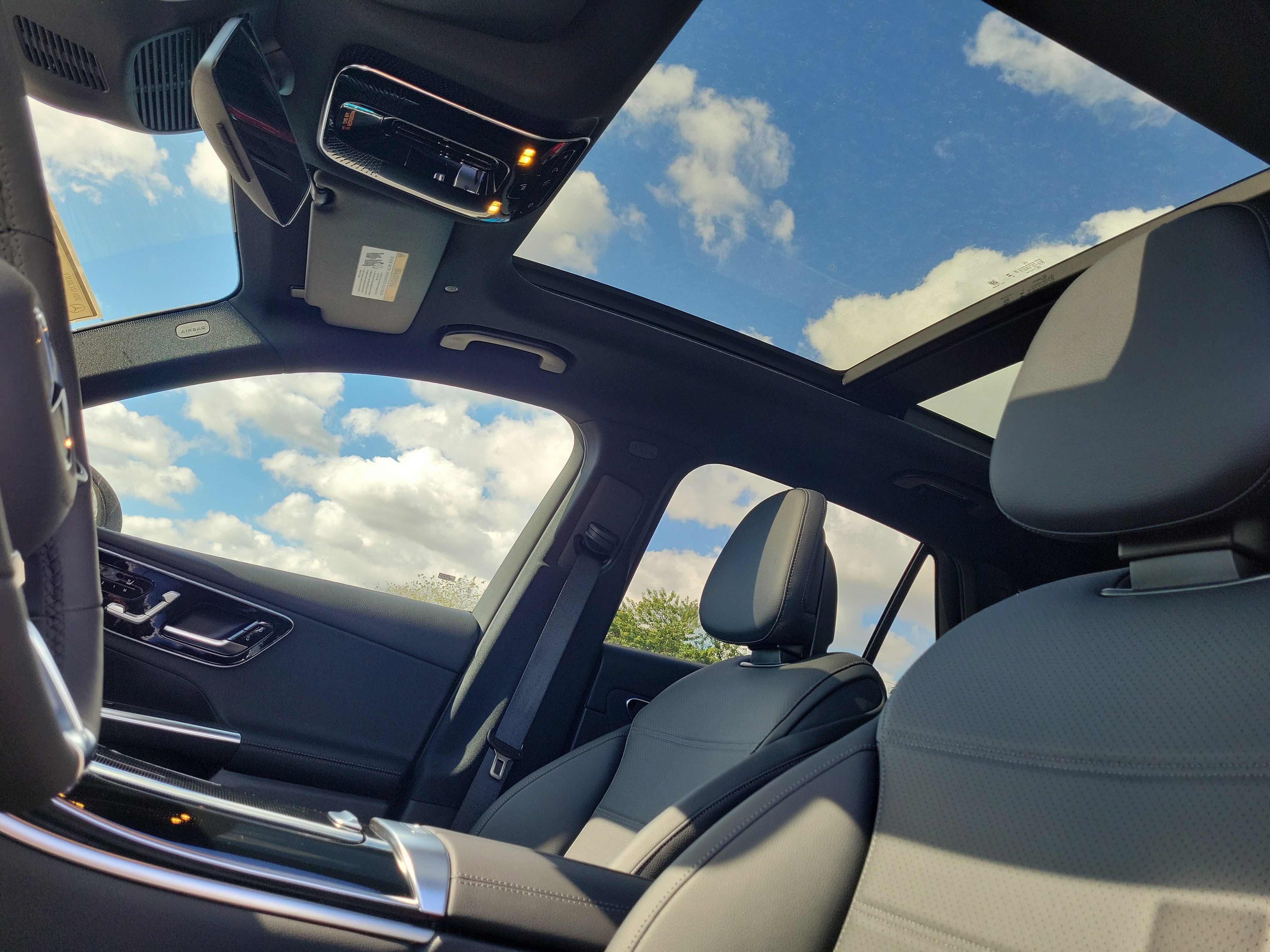 New 2026 MANUFAKTUR Alpine Grey Mercedes-Benz GLC 300 image 21