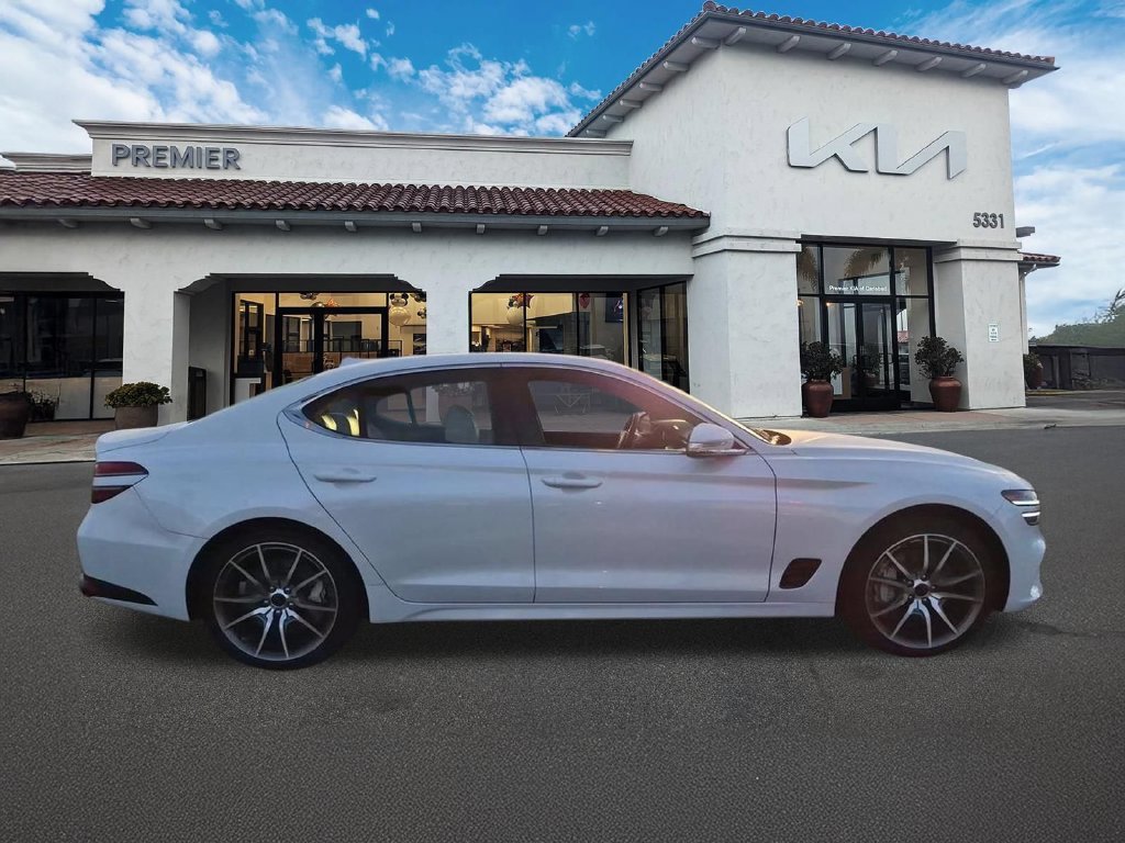 Used 2024 Uyuni White Genesis 2.5T image 9