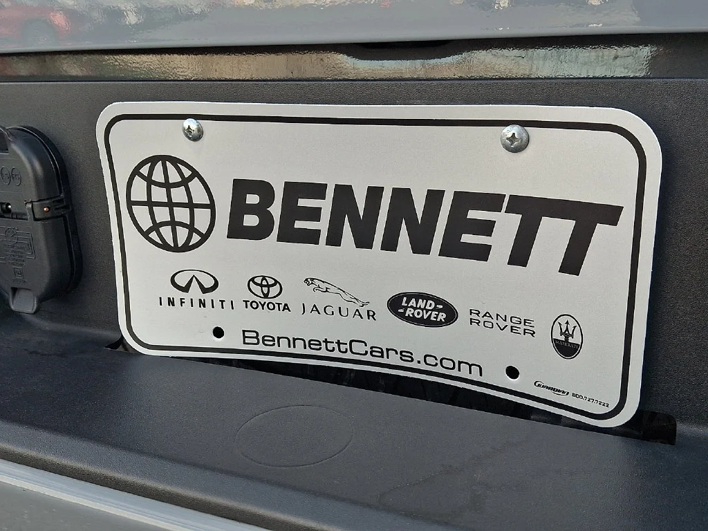 Used 2025 Slate Gray Metallic Chevrolet Custom image 30