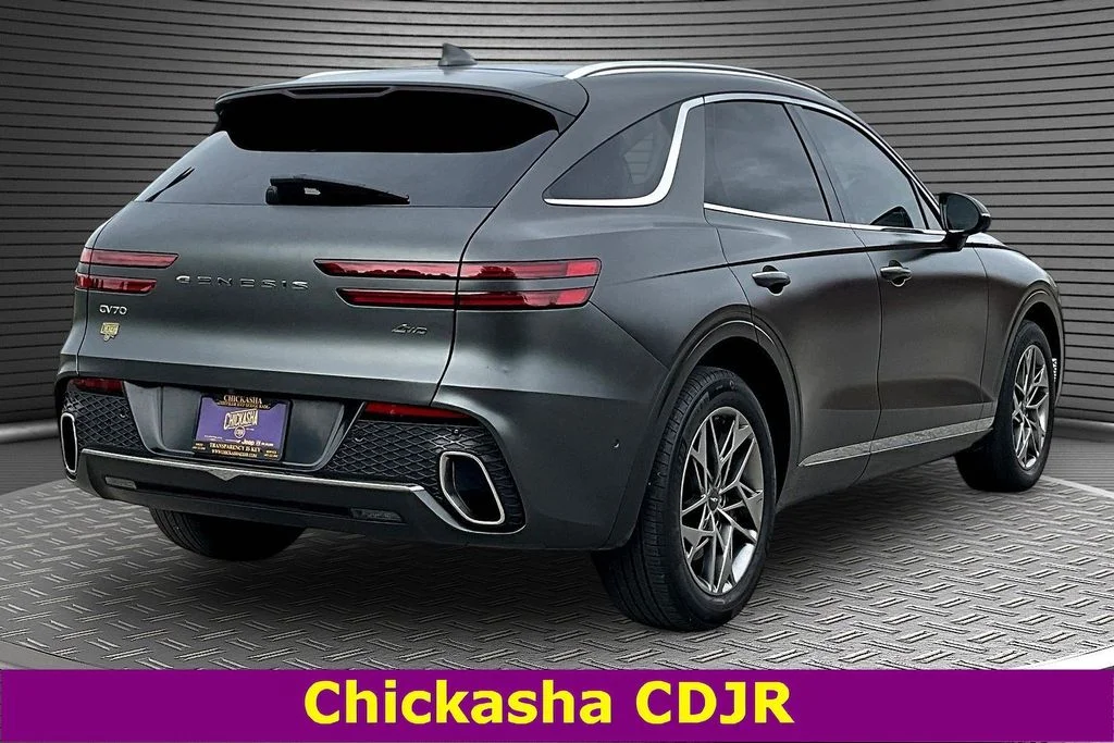 Used 2023 Gray Genesis 2.5T image 6