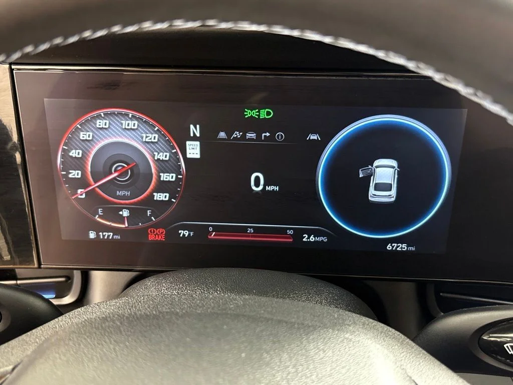 Used 2025 Black Hyundai Base image 34