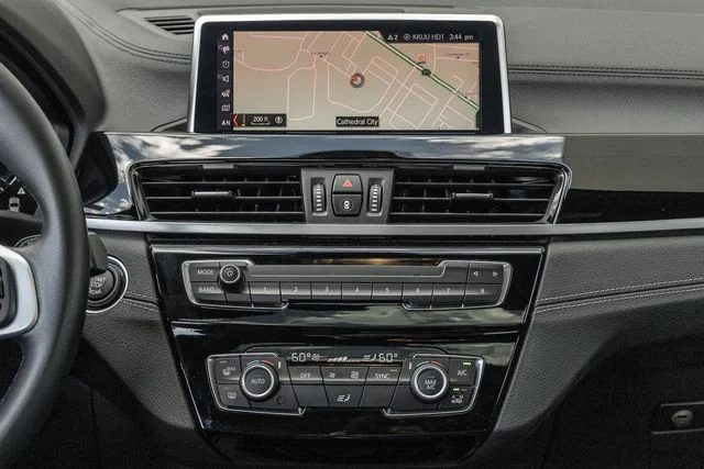 2023 BMW X2 28i - Photo 8