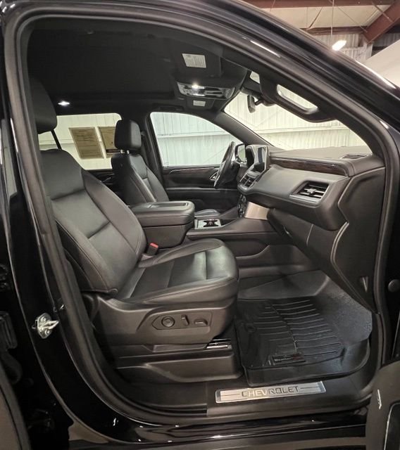 Used 2022 Blue Chevrolet Z71 image 18