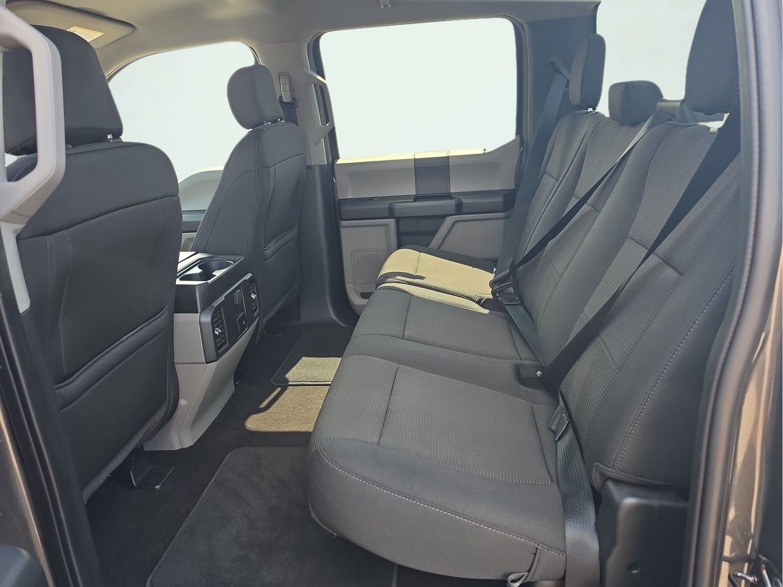 Used 2020 Magnetic Ford XL image 14