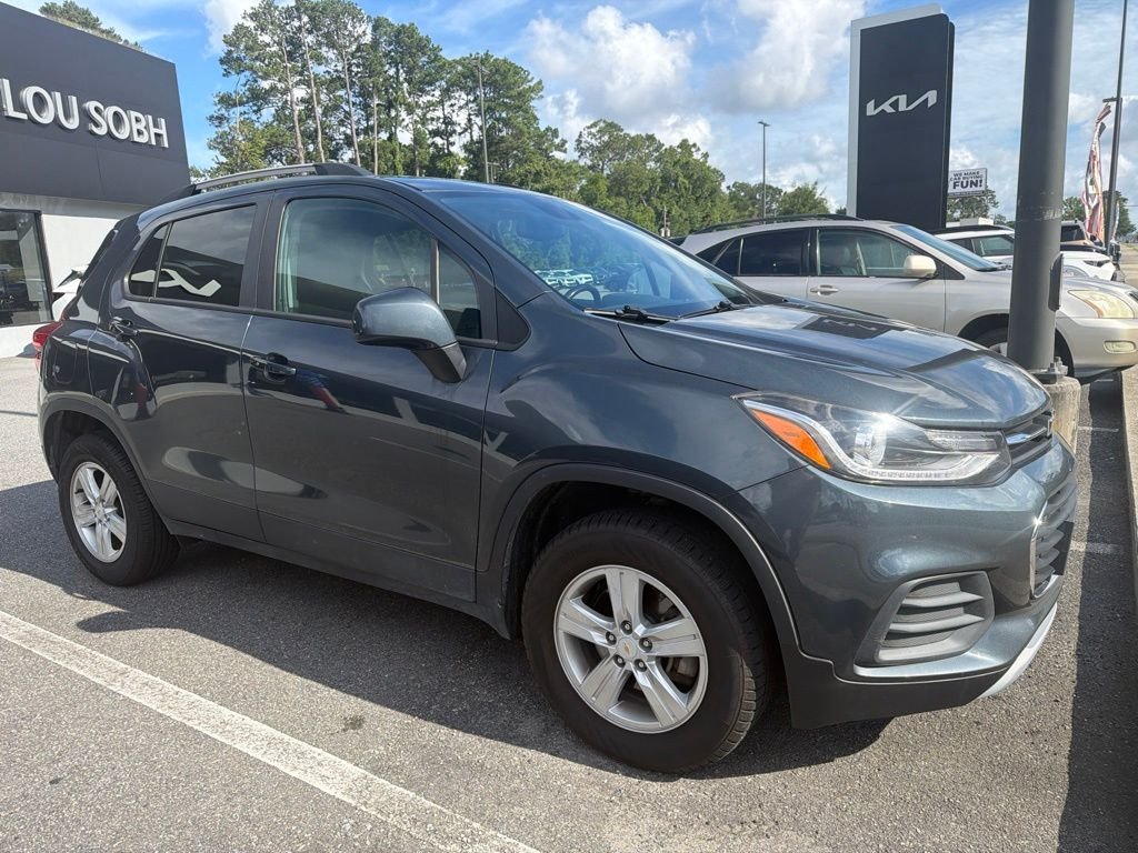 Used 2021 Gray Chevrolet LT image 5