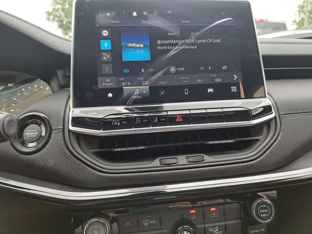 New 2026 Silver Jeep Latitude image 10