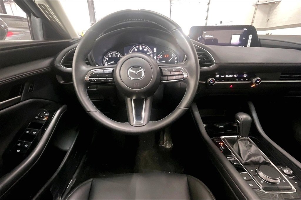 2025 MAZDA MAZDA3 - Image 3