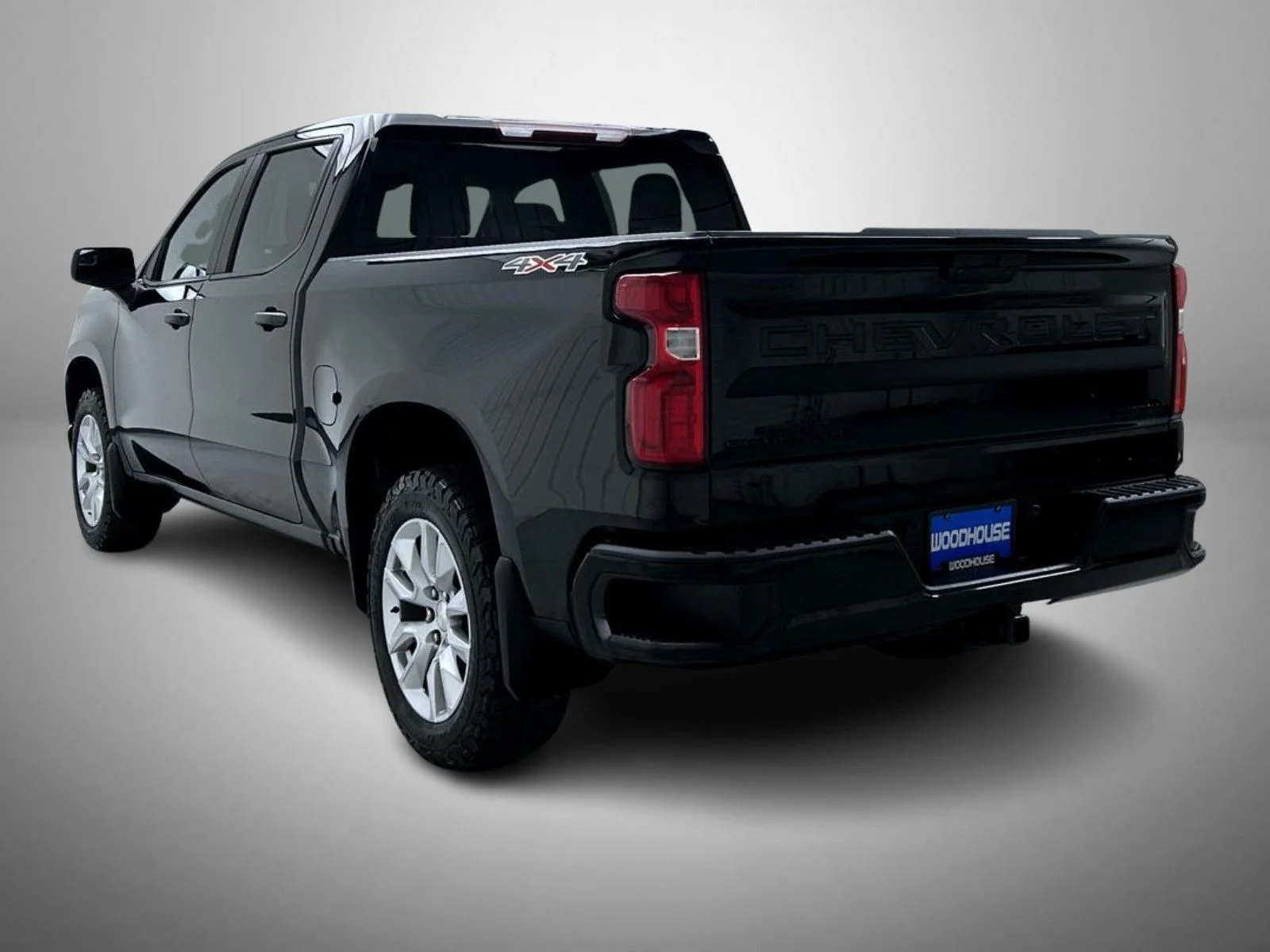 Used 2021 Black Chevrolet Custom image 7
