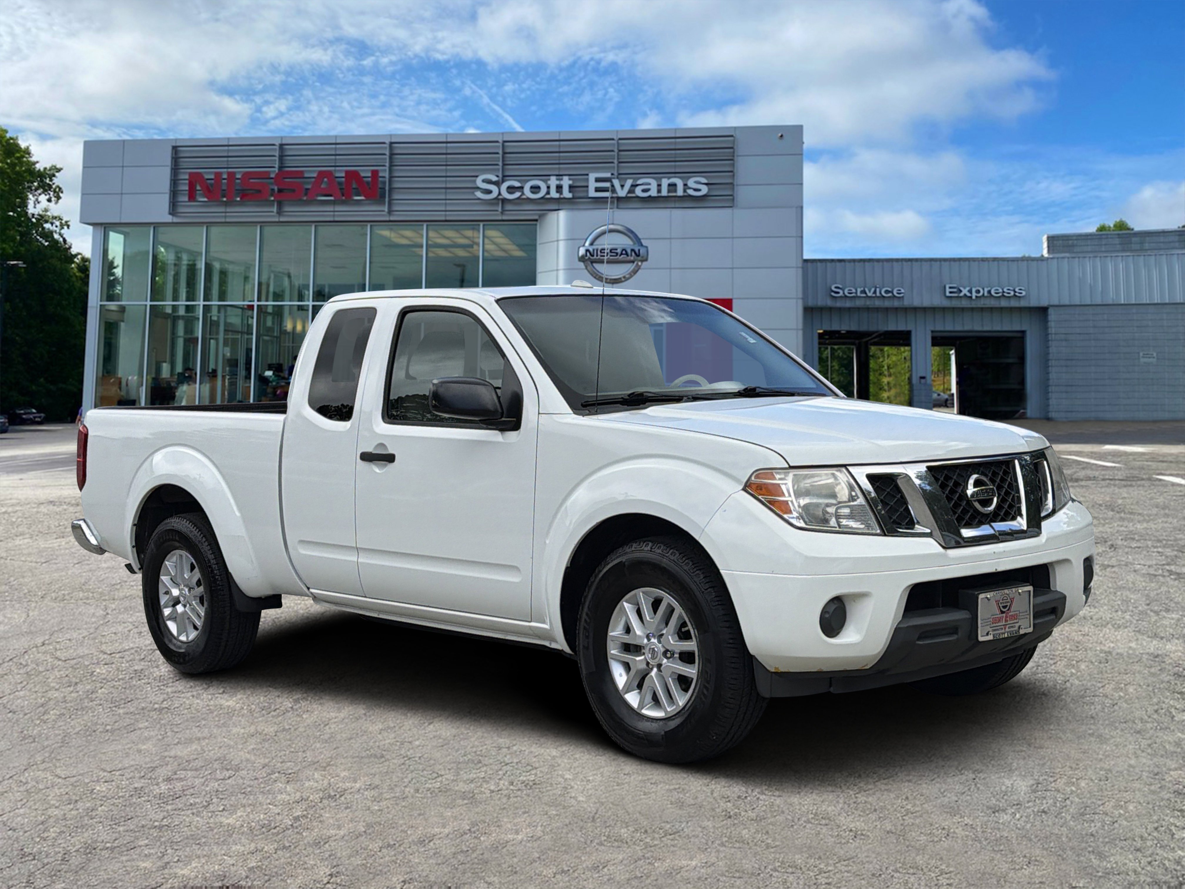 Used 2017 Glacier White Nissan SV image 1