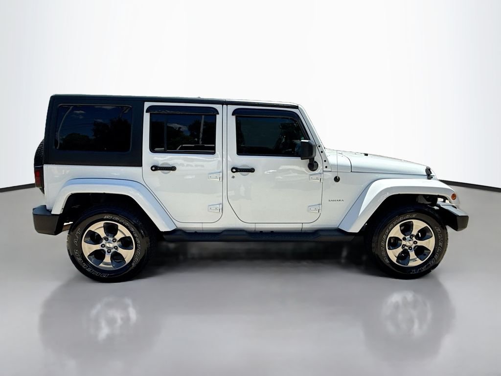 Used 2018 Bright White Clearcoat Jeep Sahara image 8