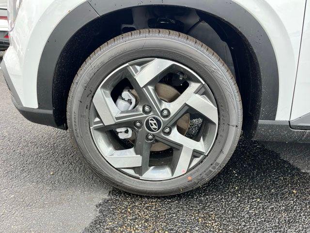 New 2026 White Hyundai SEL image 7