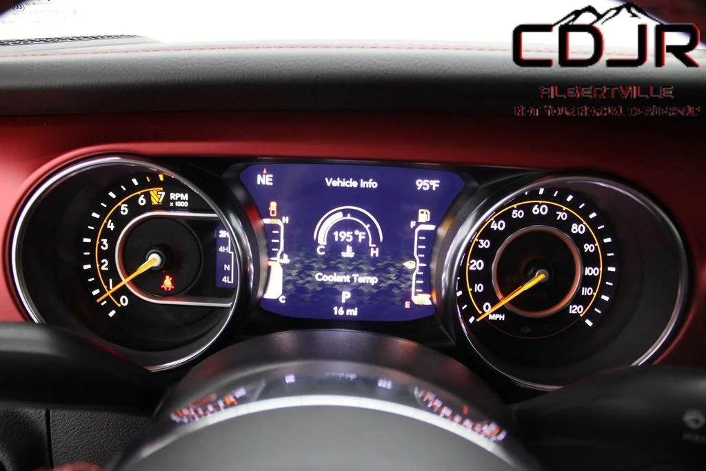 Used 2023 Silver Jeep Rubicon image 49