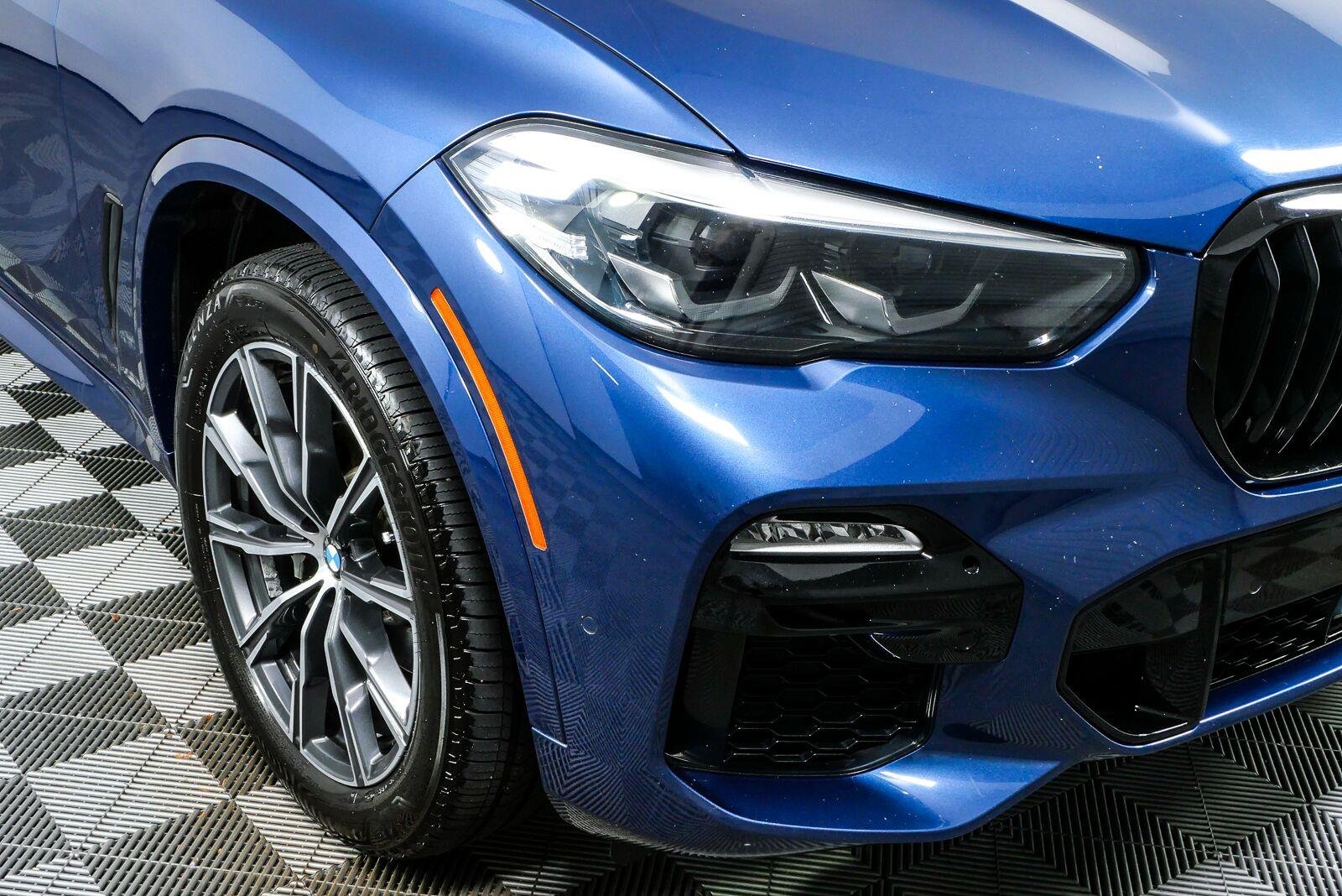 Used 2019 Tanzanite Blue II Metallic BMW xDrive40i image 37