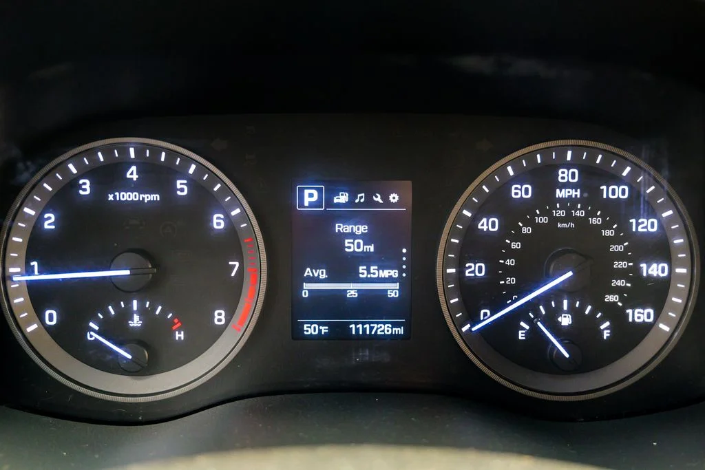Used 2018 Molten Silver Hyundai SEL image 39